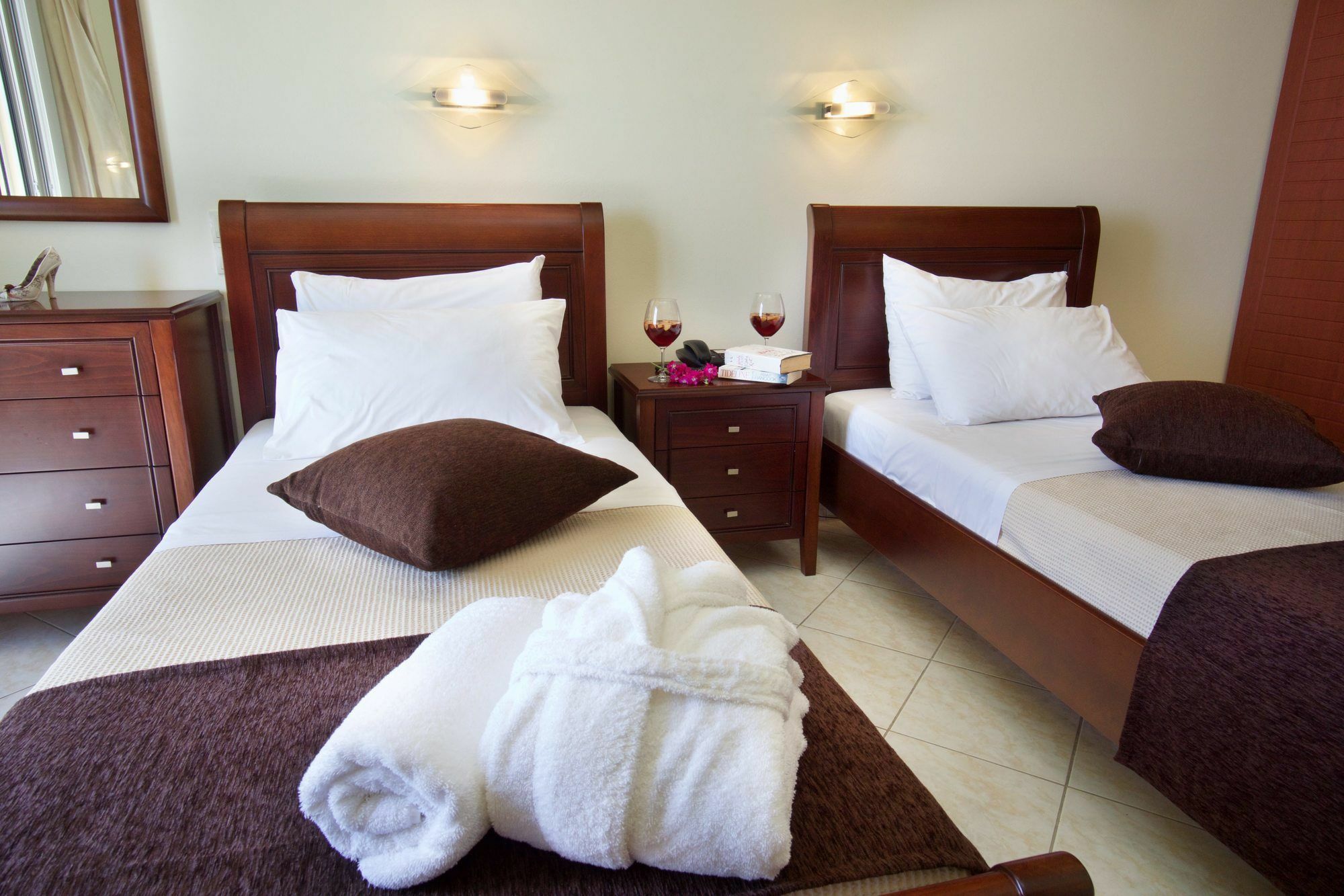 Melmar View Hotel Manganos Exterior photo