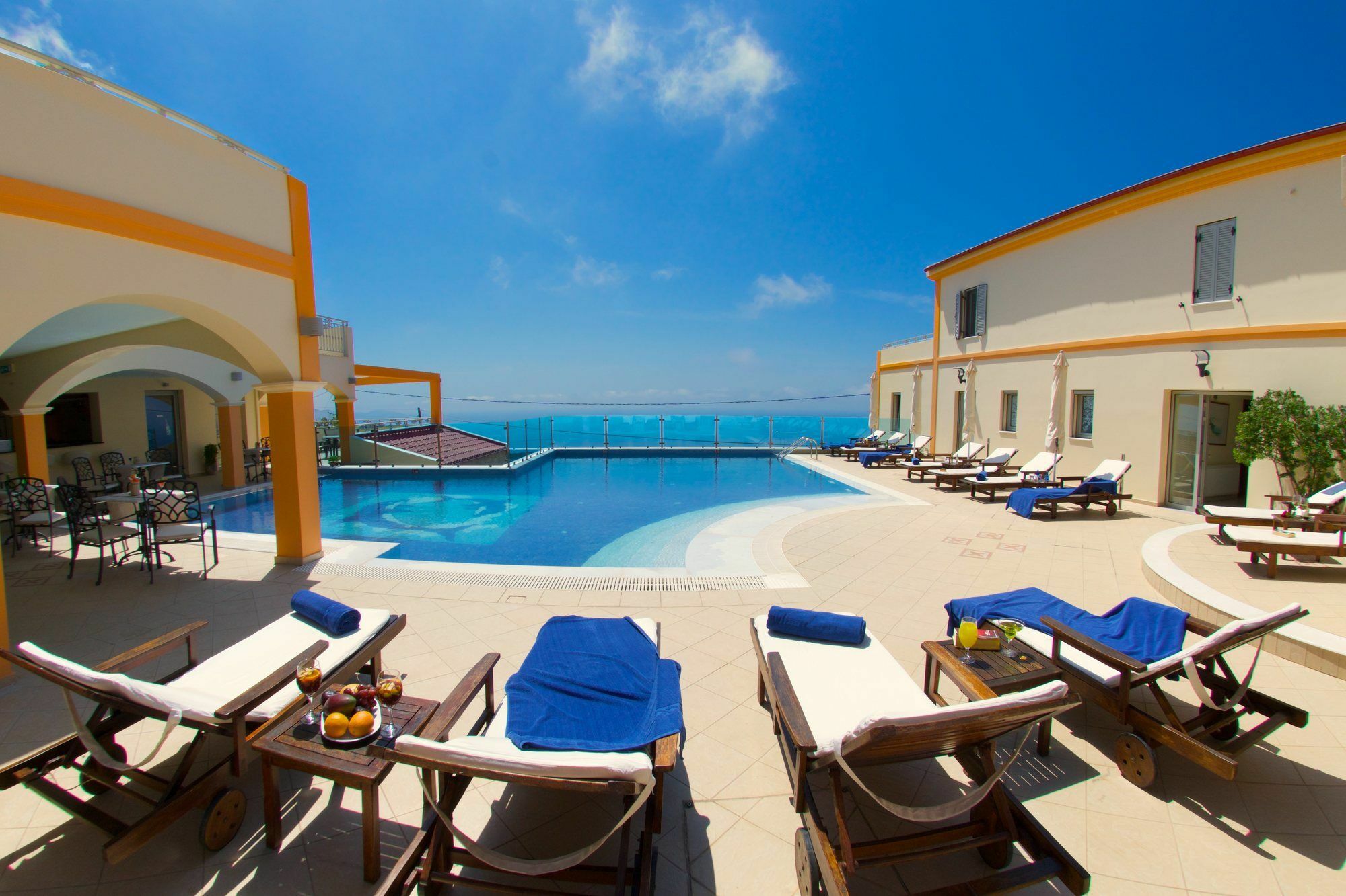 Melmar View Hotel Manganos Exterior photo